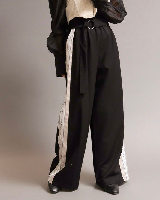 サイドロゴワイドパンツ