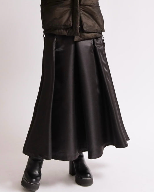 ヴィーガンレザー フレアロングスカート