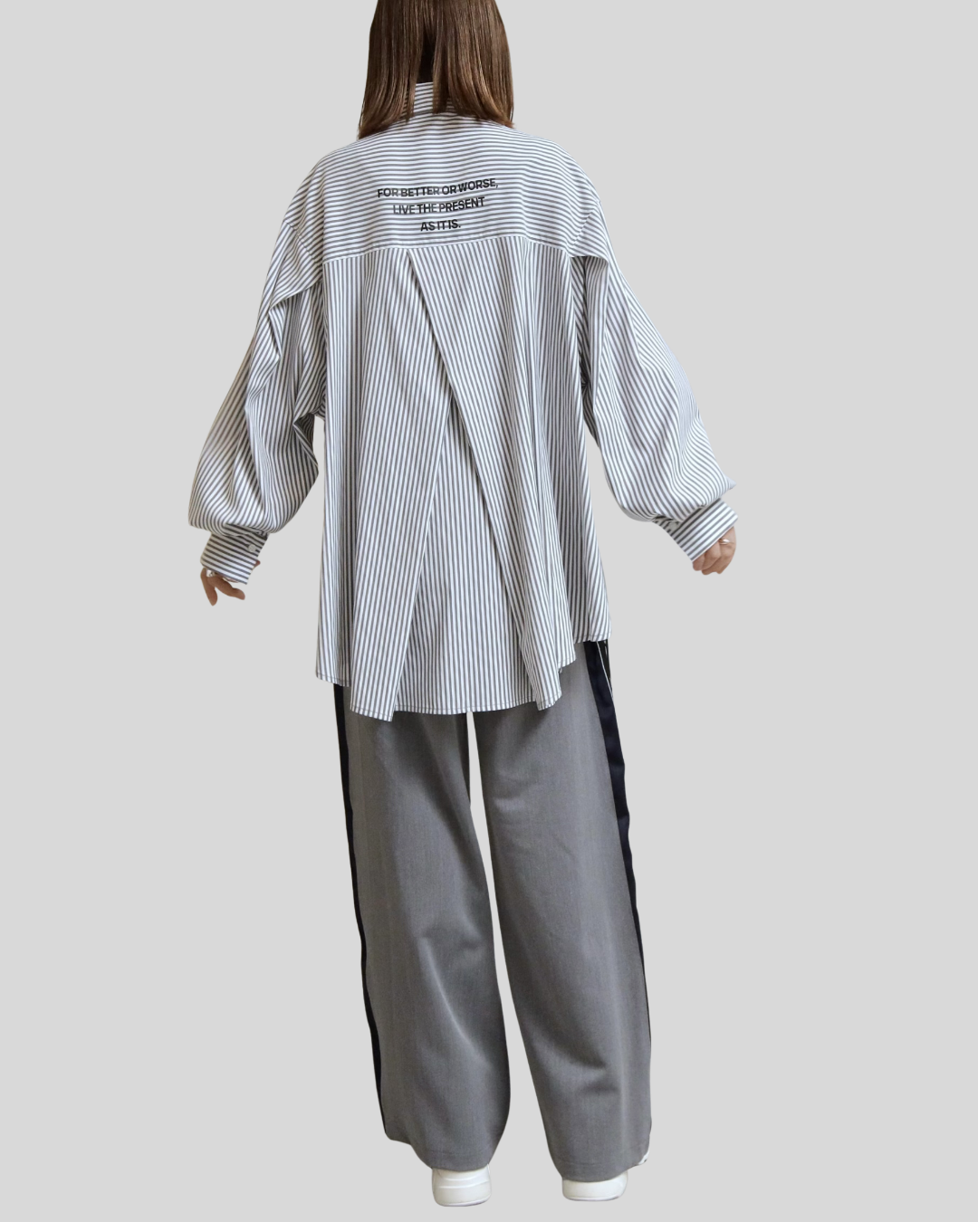 バックドレープストライプオーバーシャツ
