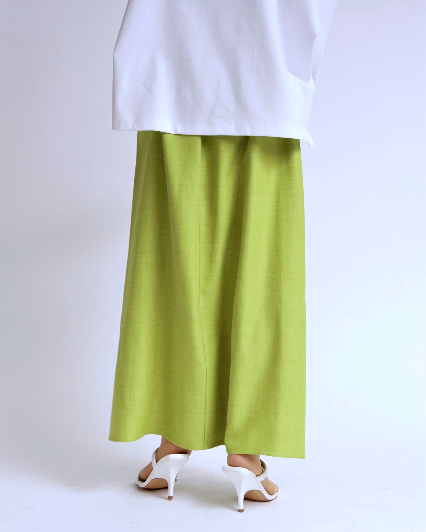 センタースリットストレートスカート