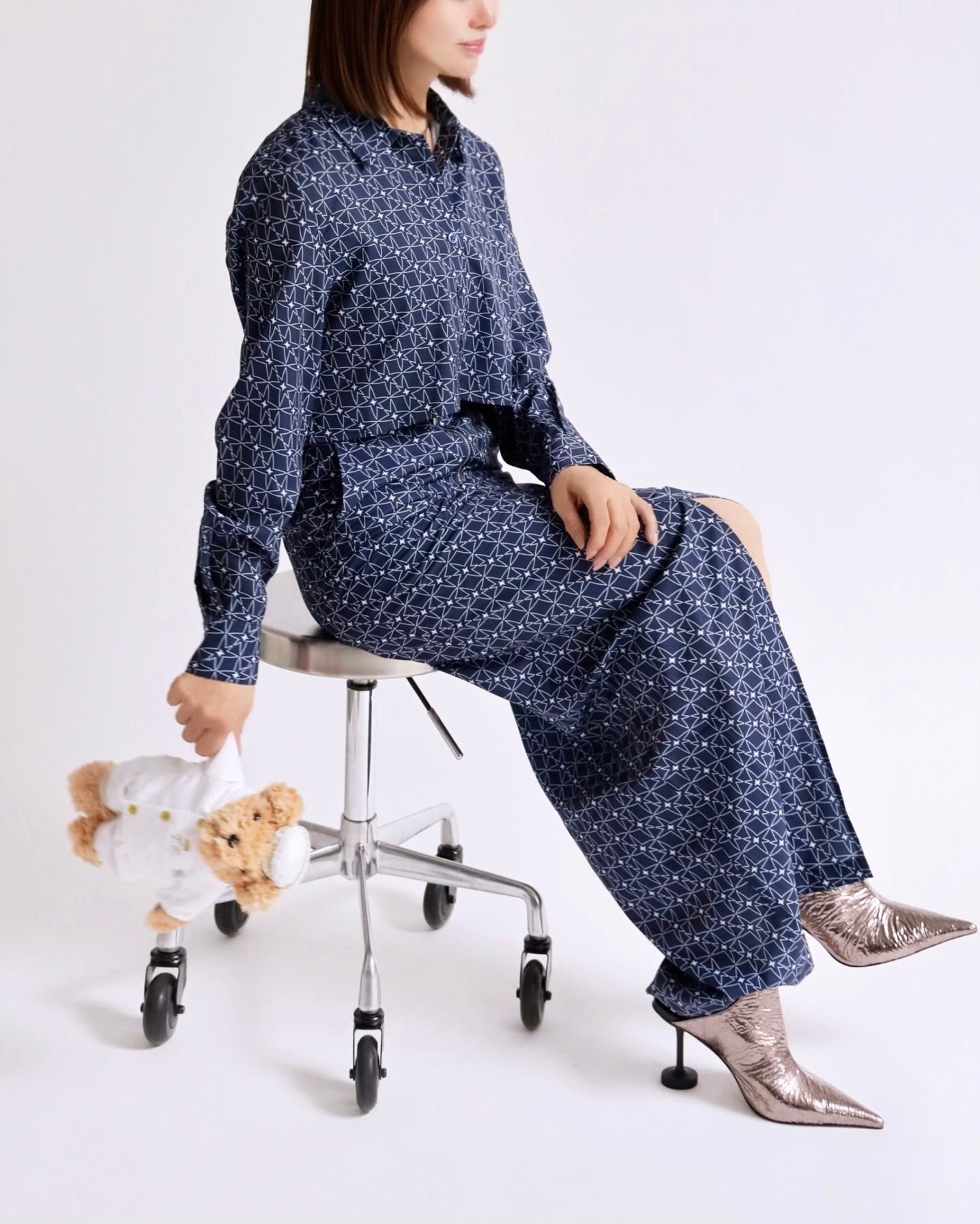 QUINN スターライン ジップスリットスカート