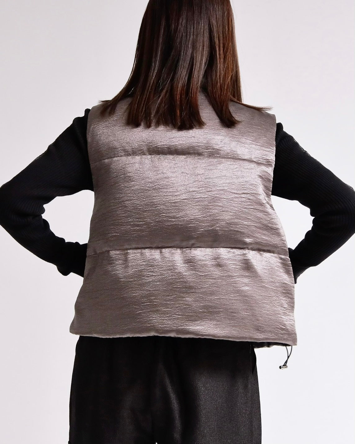 サテンタッチ中綿スタンドベスト