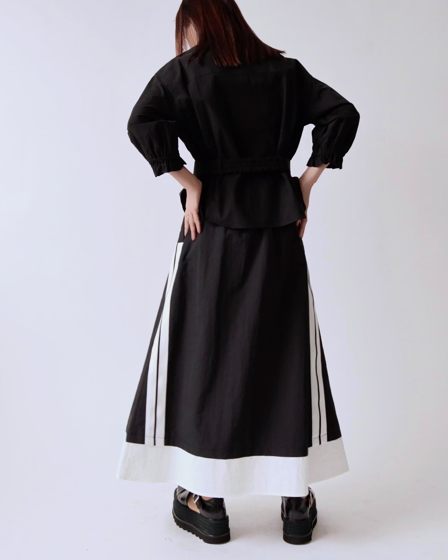 コントラストライン レイヤードスカート