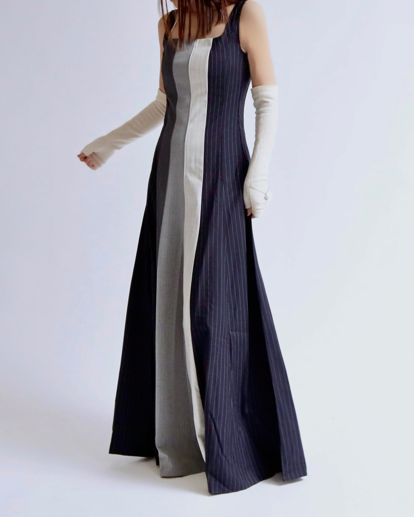 バーティカル・コントラストロングドレス