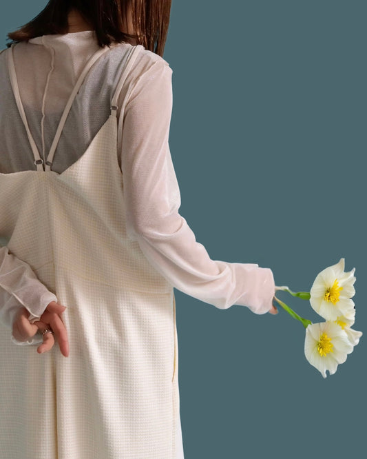 vネックサロペット