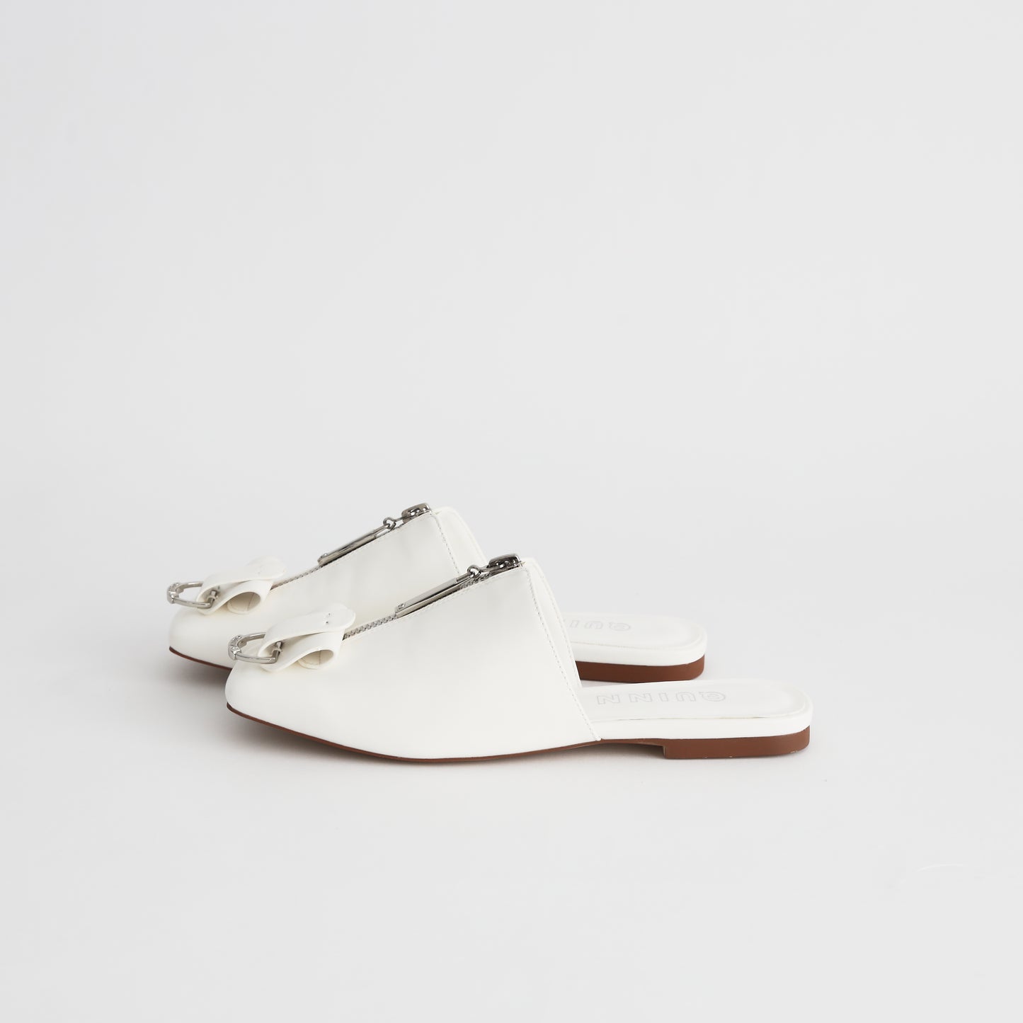 ＱUINN　mule　sandal