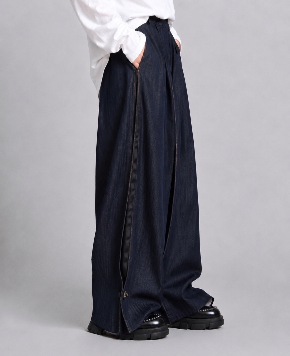 アシンメトリーライン 2WAYワイドパンツ