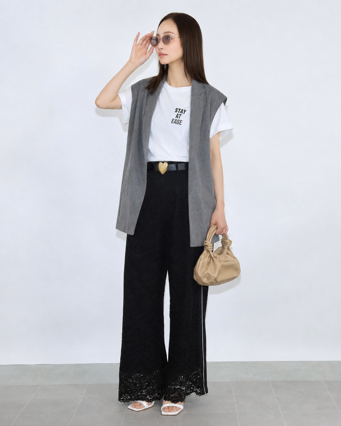 STAY AT EASE ロゴフレンチスリーブTシャツ