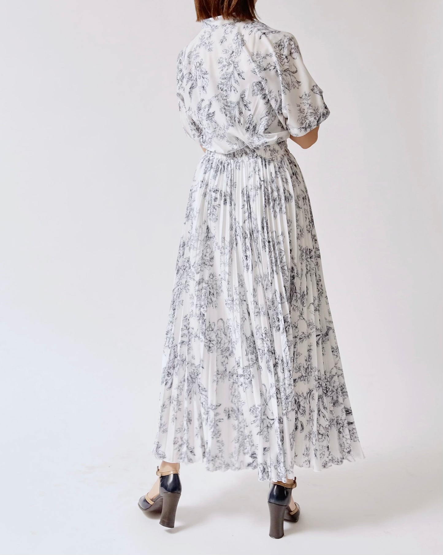 ボタニカルプリーツシャツワンピース