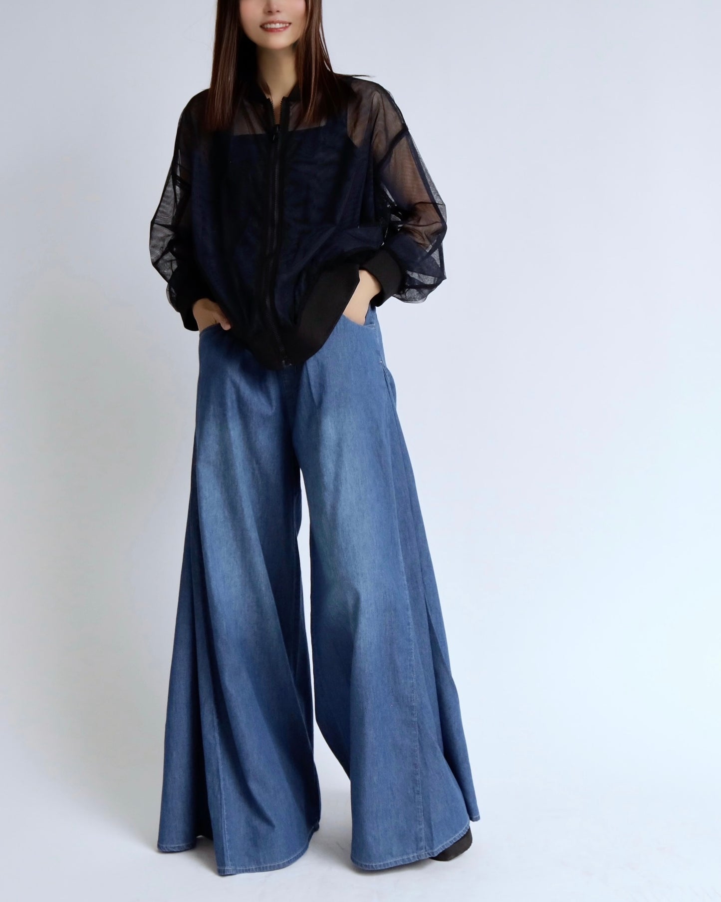 フレアラインデニムパンツ