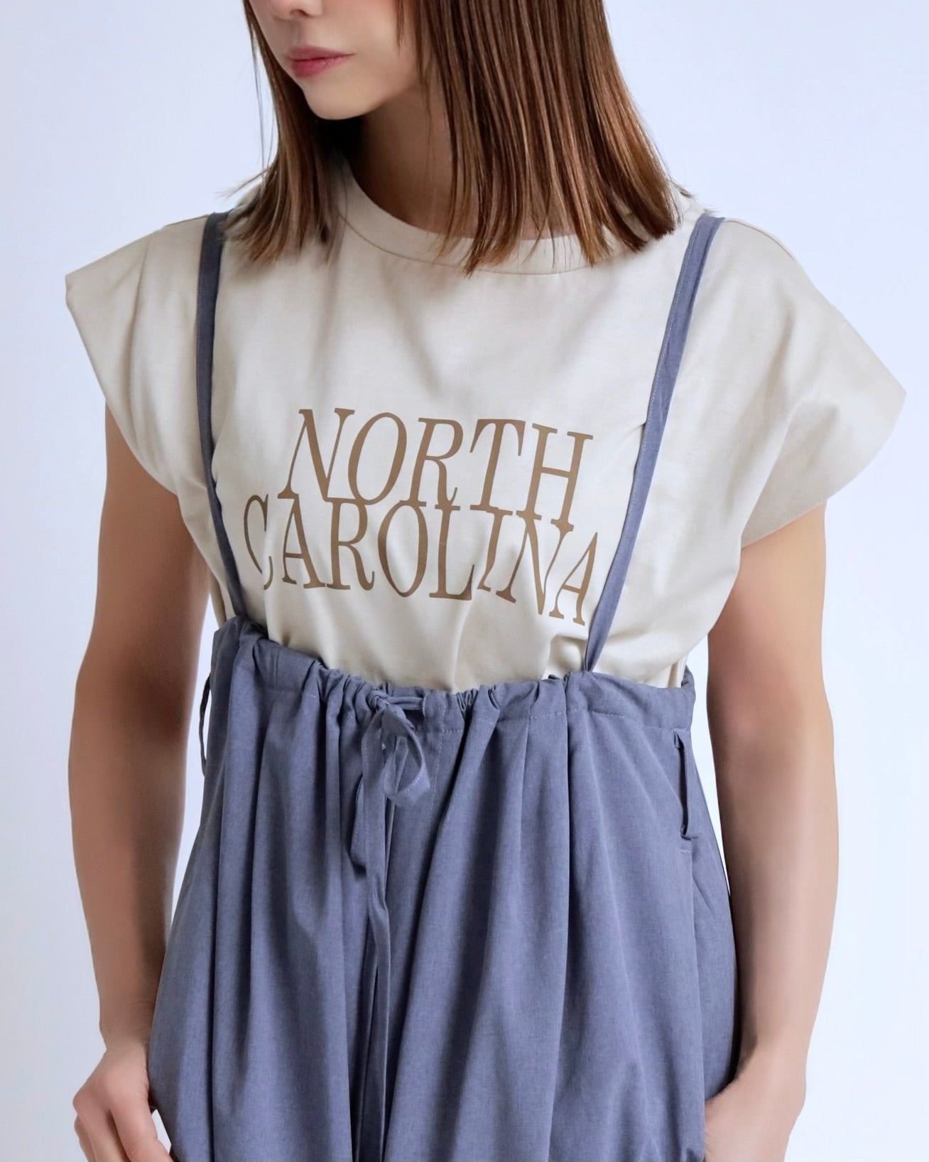 ノースリーブロゴT