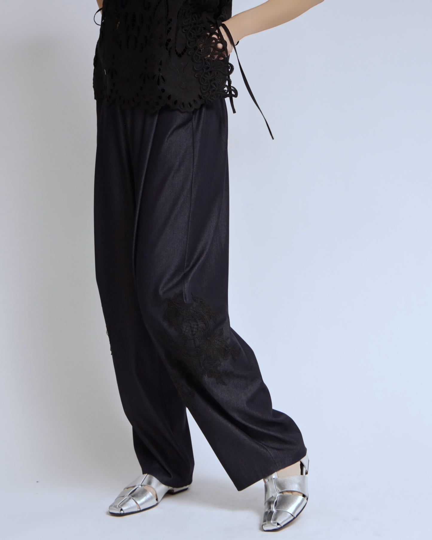 レース エフォートレスワイドパンツ