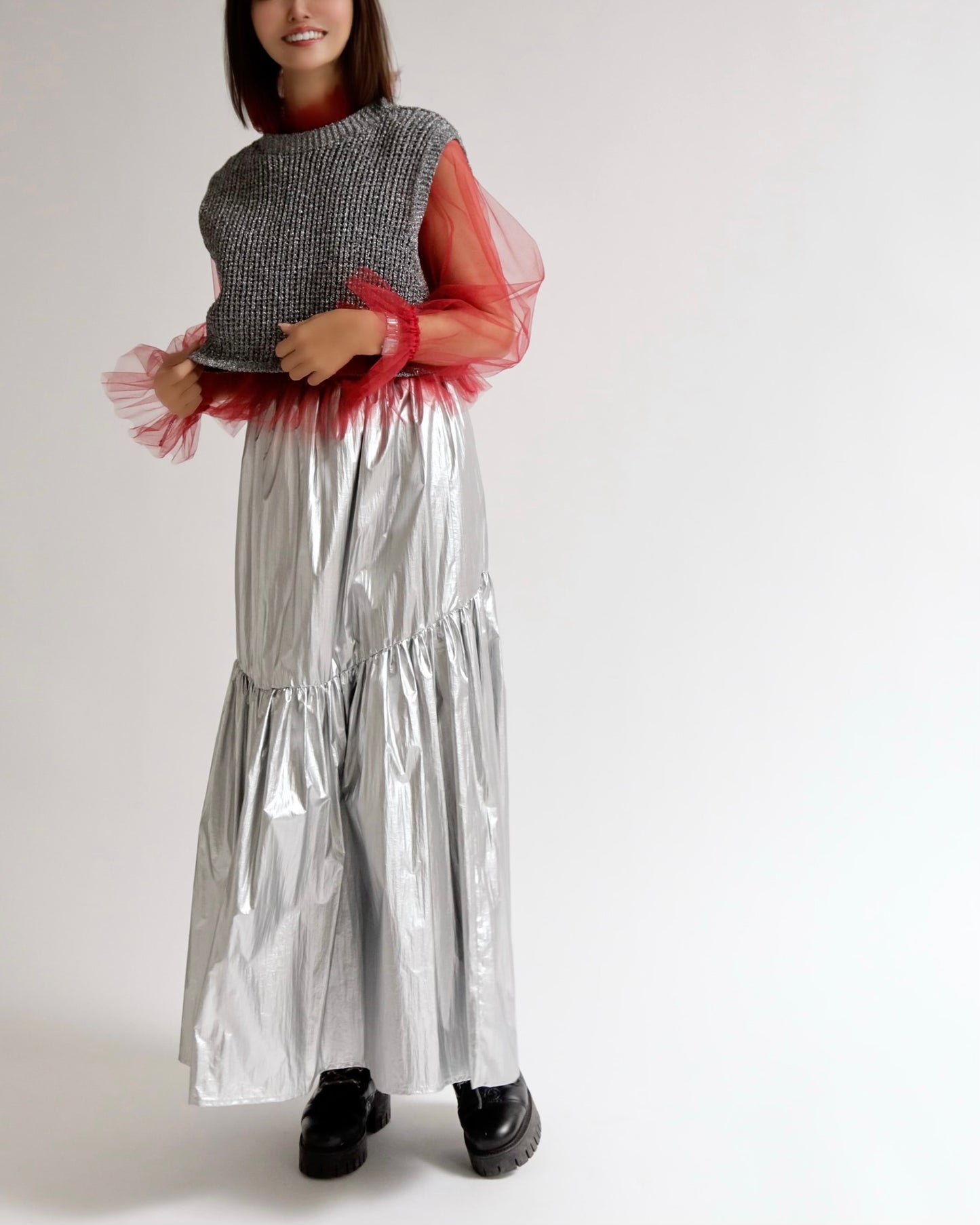 ラメニットショートベスト