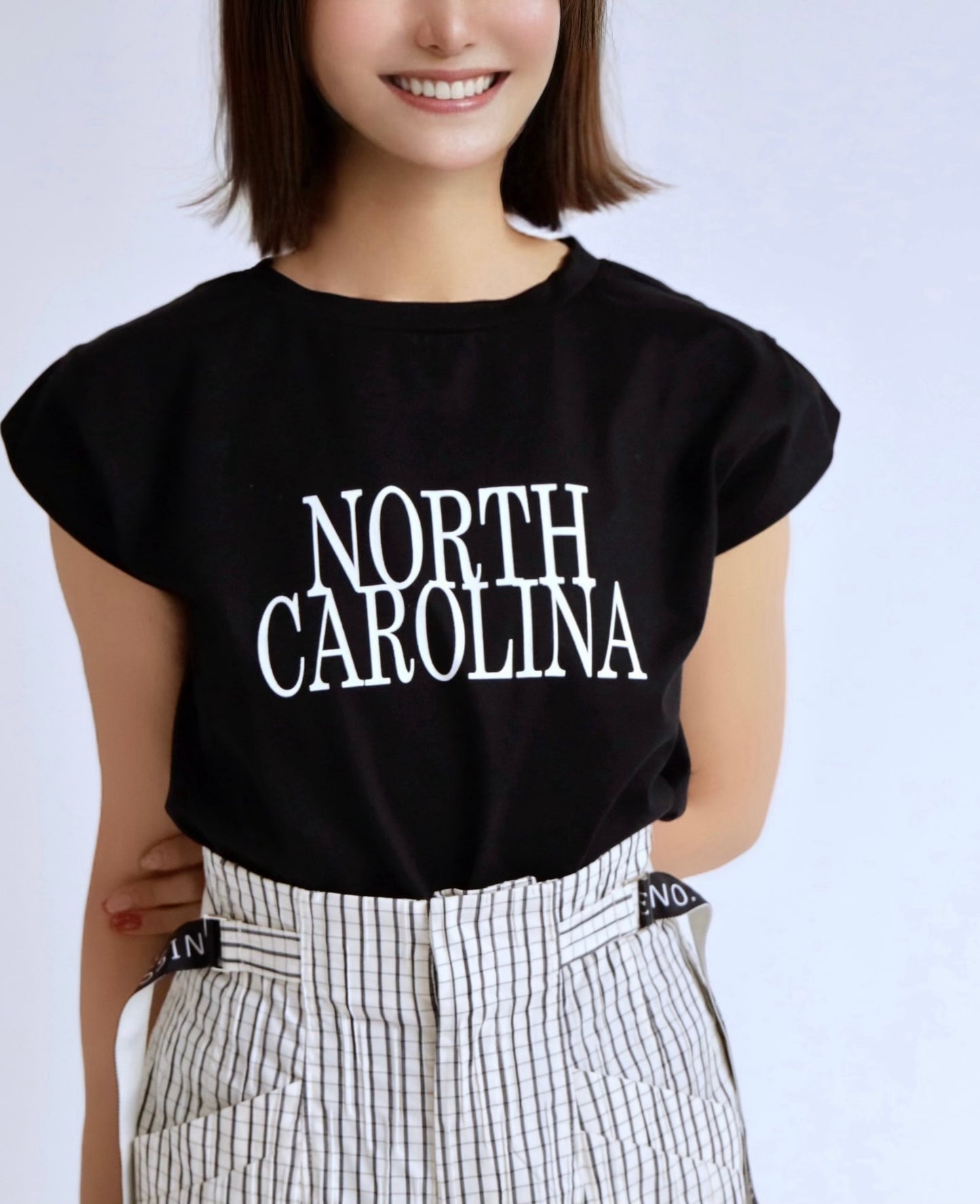 ノースリーブロゴT