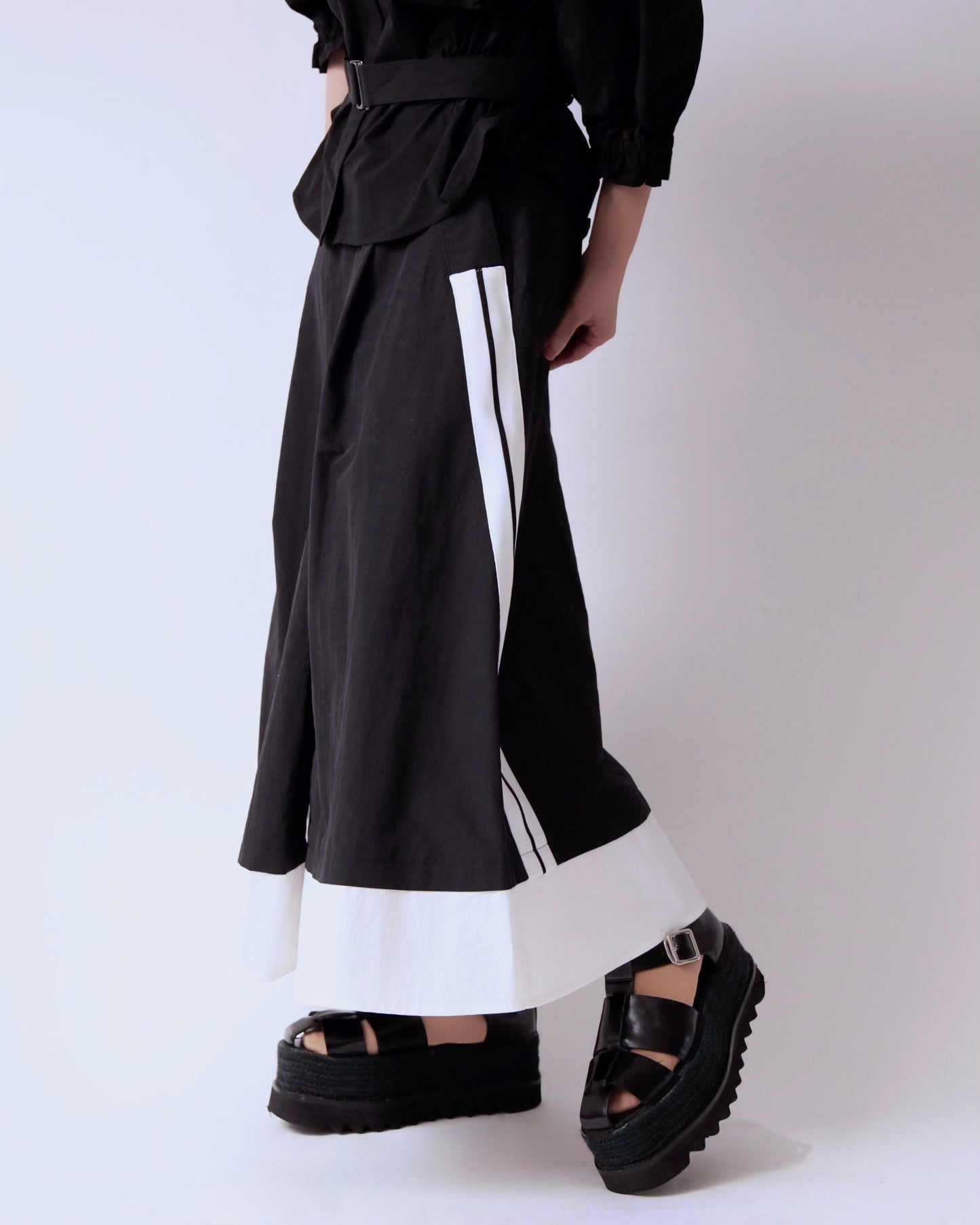 コントラストライン レイヤードスカート