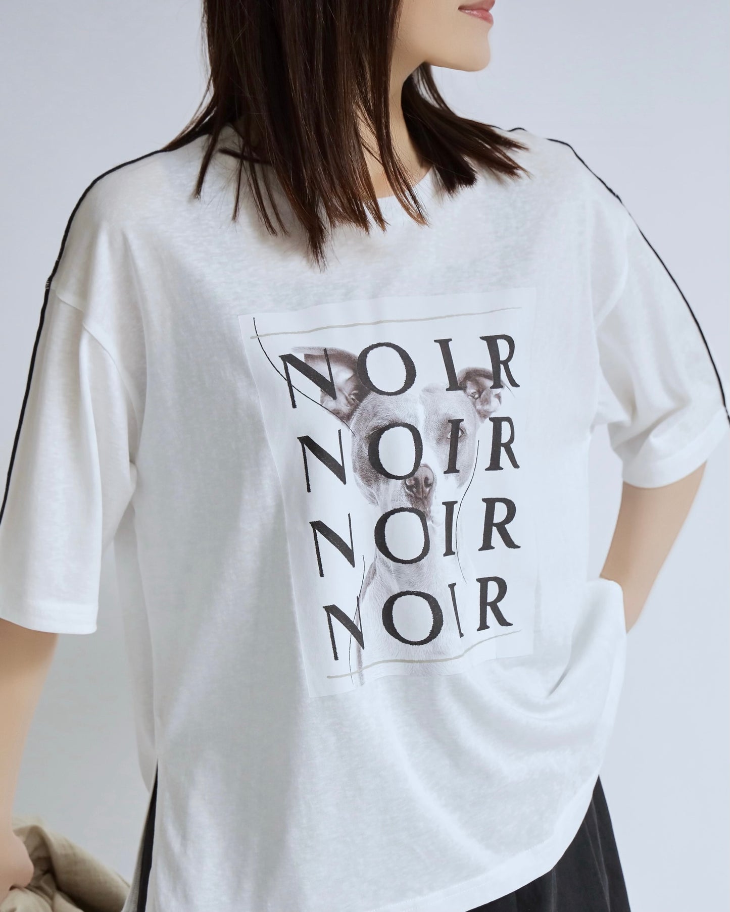 NOIR DOG グラフィックT