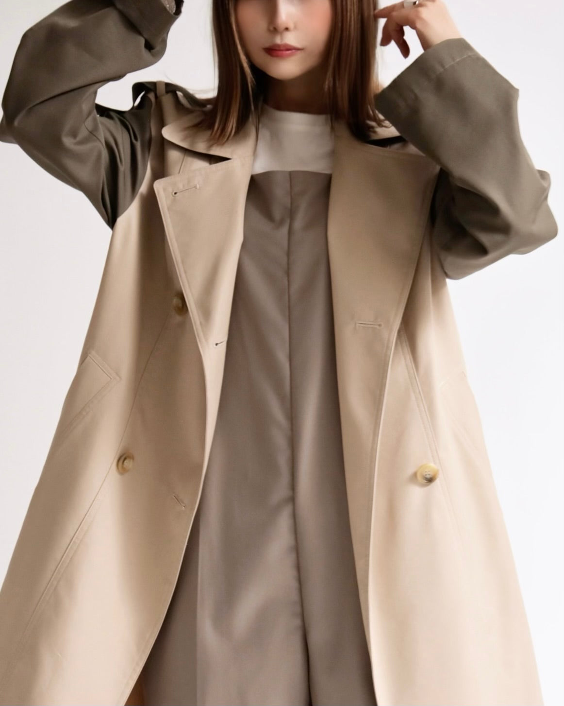 バックロゴレイヤード トレンチコート