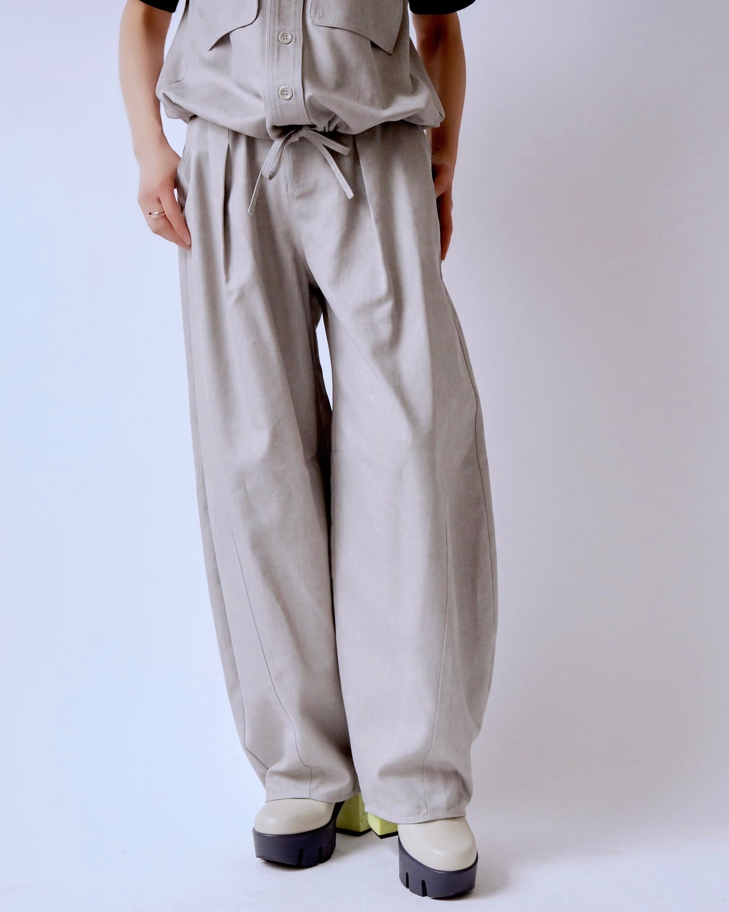 タックバルーン ワイドパンツ