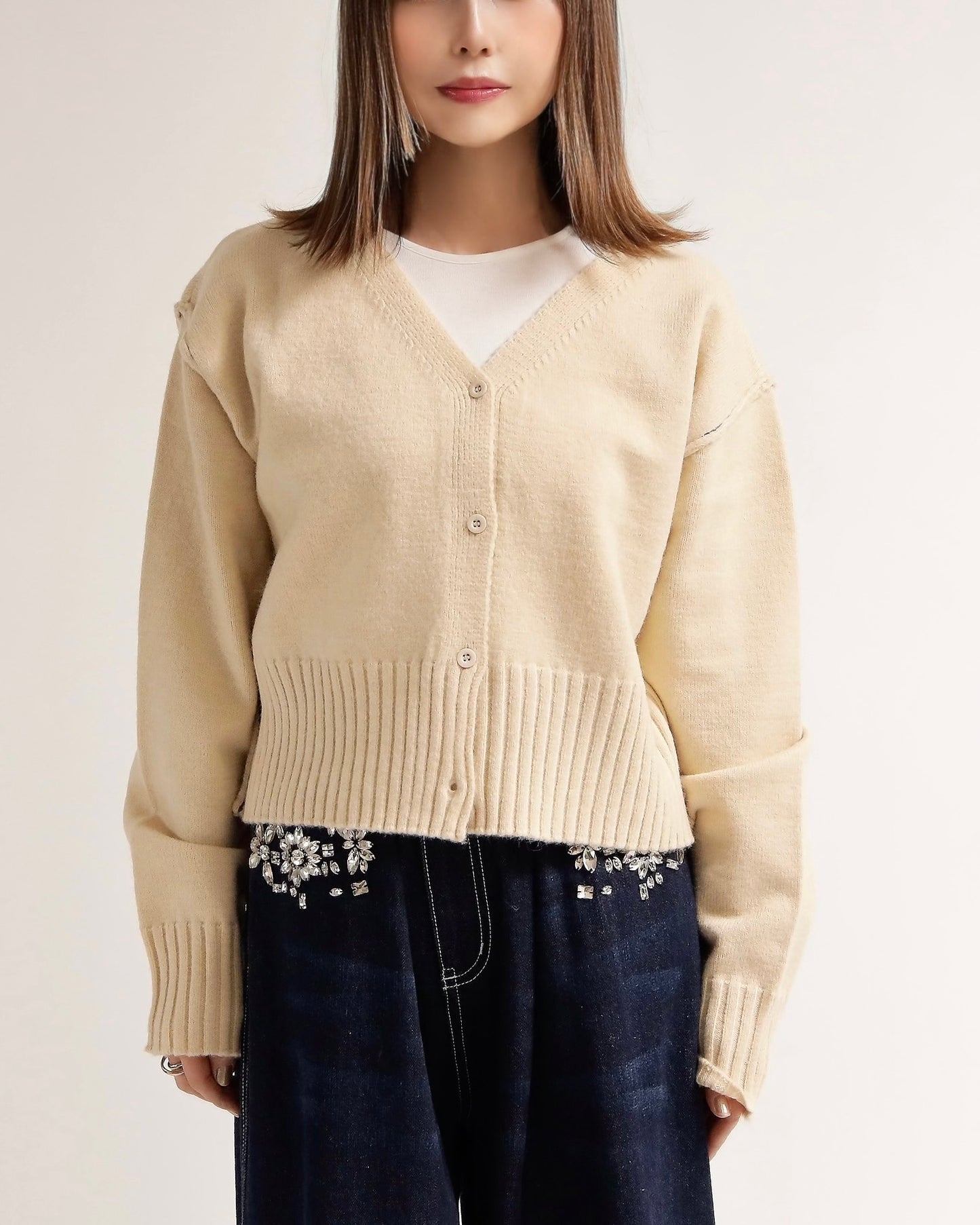 バックロゴショートカーディガン