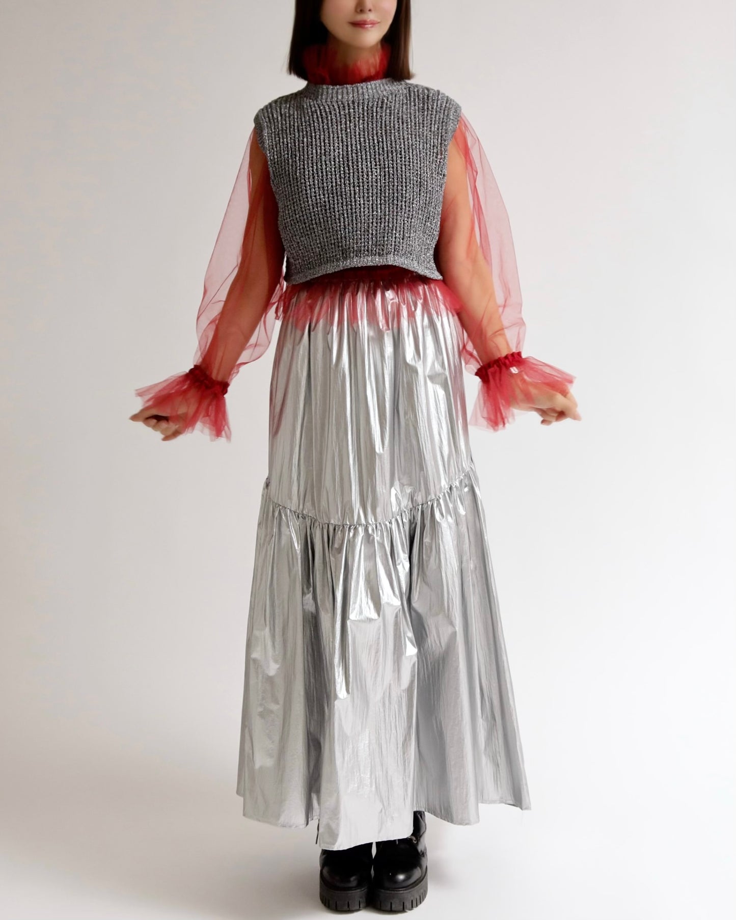 ラメニットショートベスト