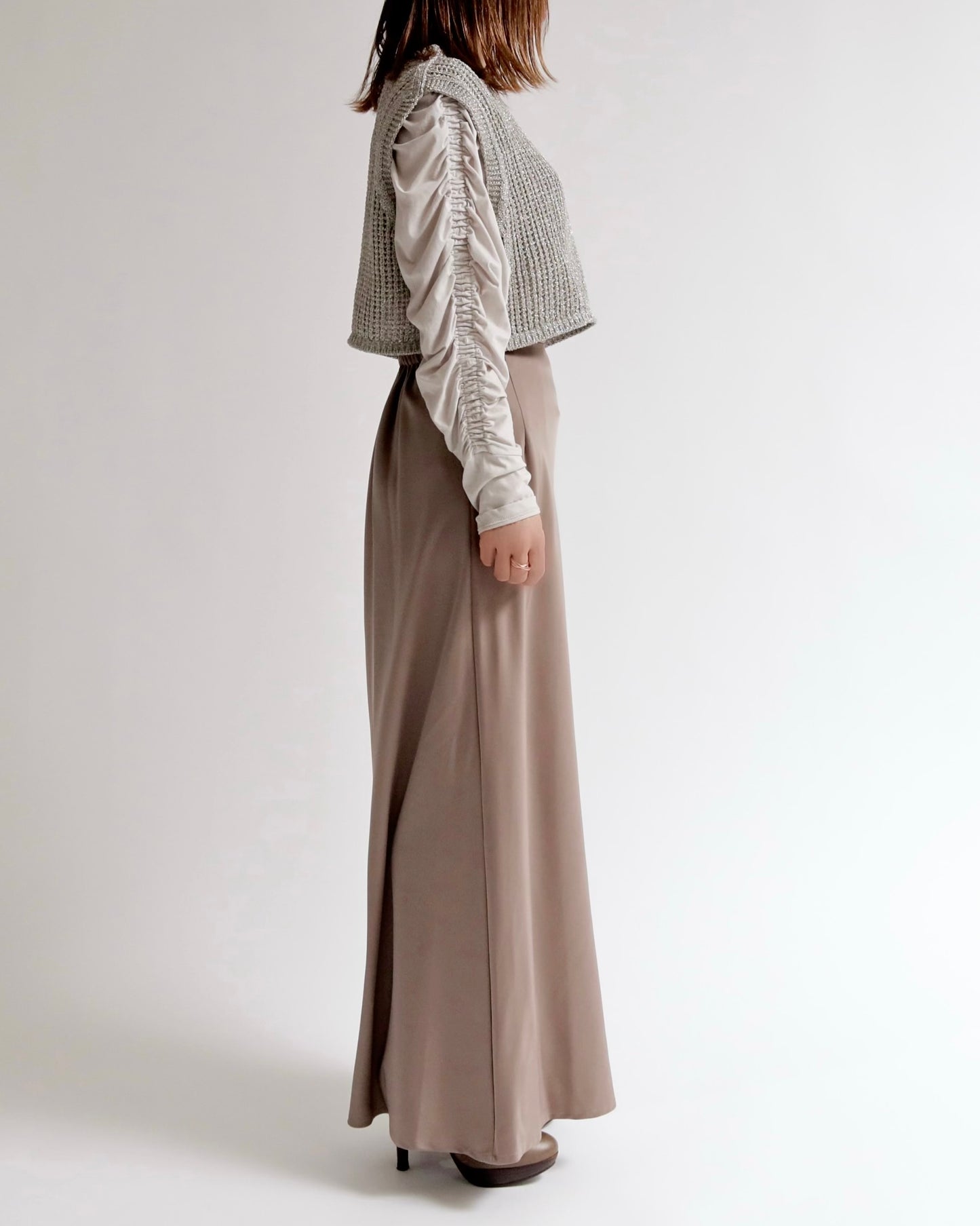 ラメニットショートベスト