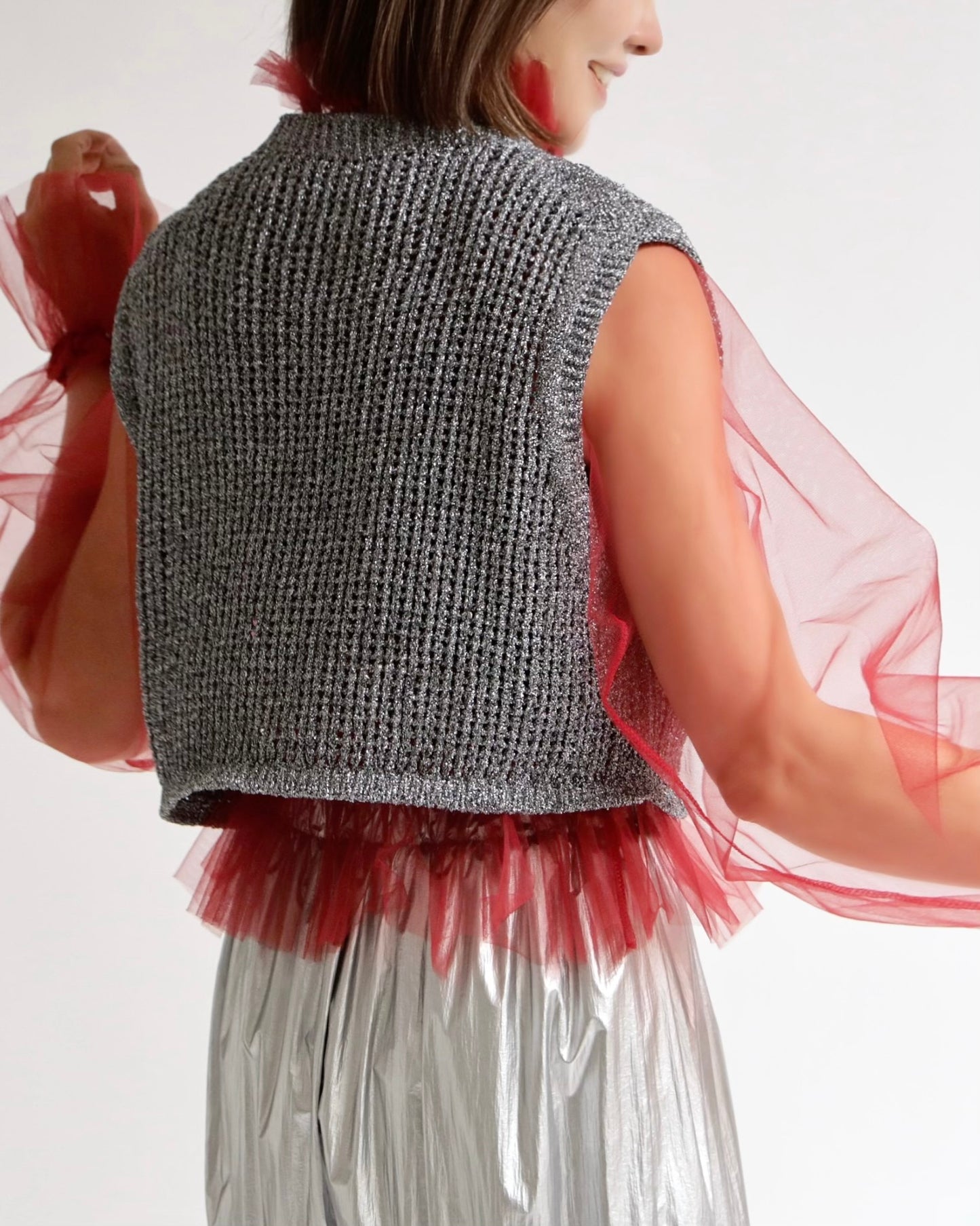 ラメニットショートベスト