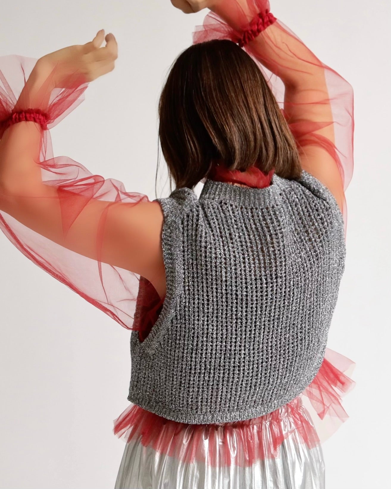 ラメニットショートベスト