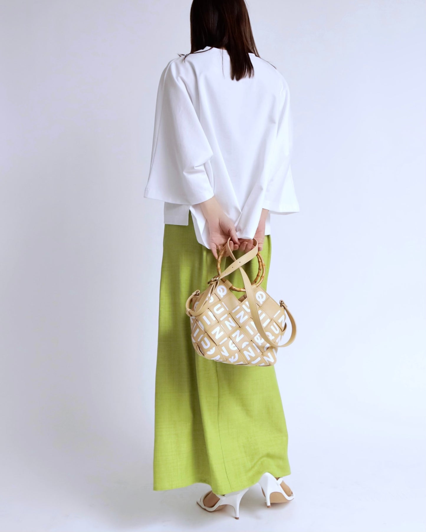 ドルマンスリーブプルオーバー