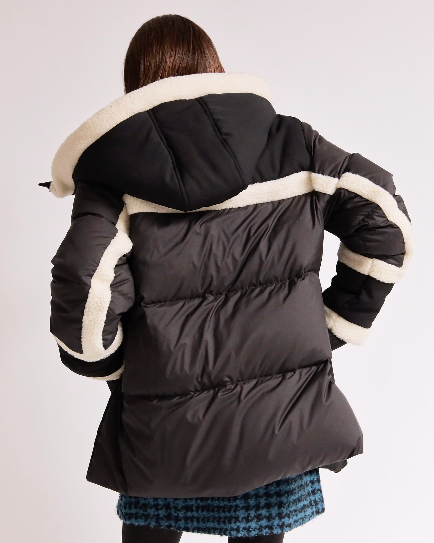 ボアトリム フーデッドショートダウン