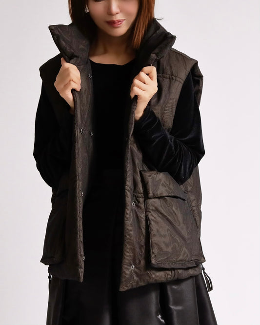 キルティングスタンドネックベスト