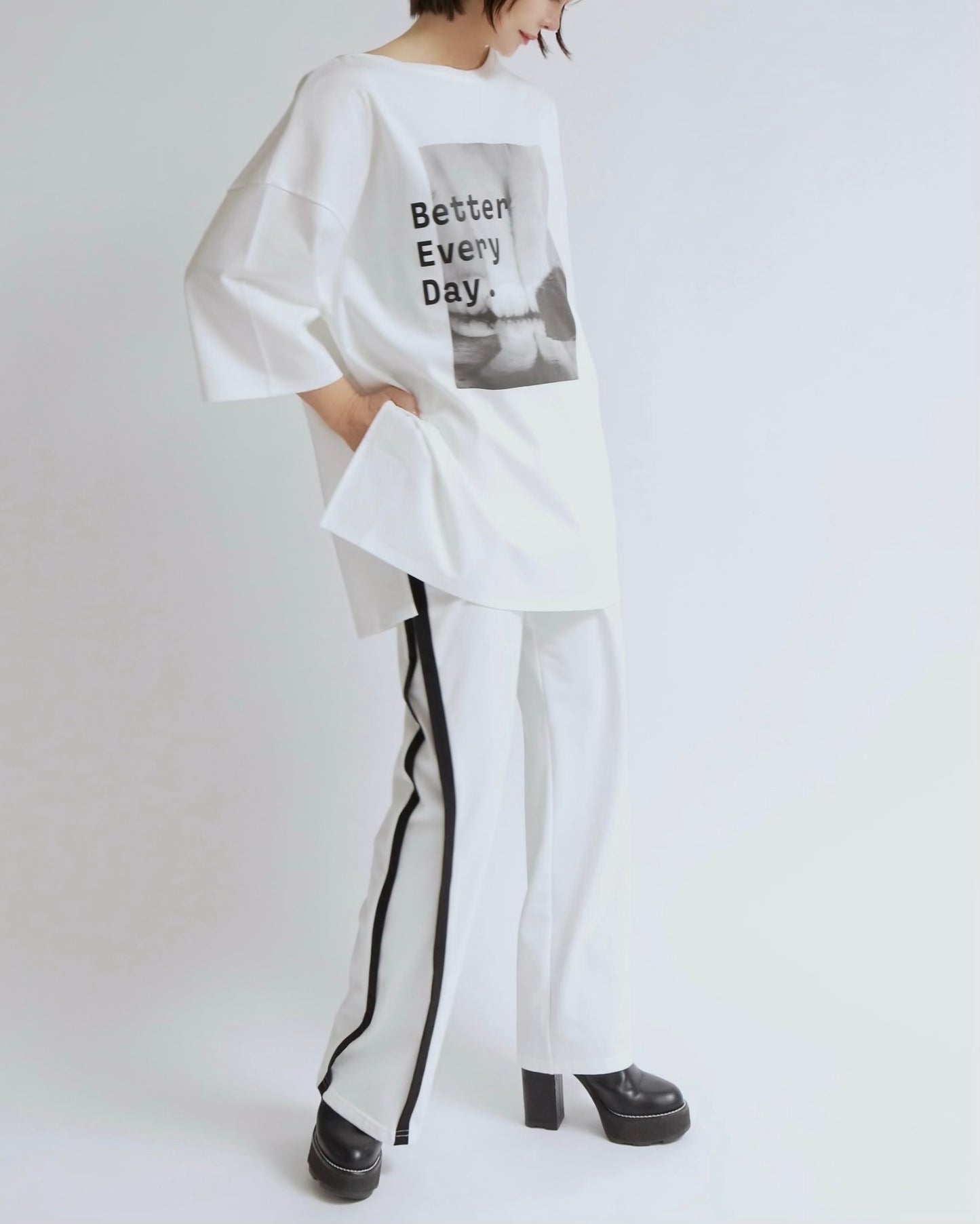 ルーズシルエット Photo T
