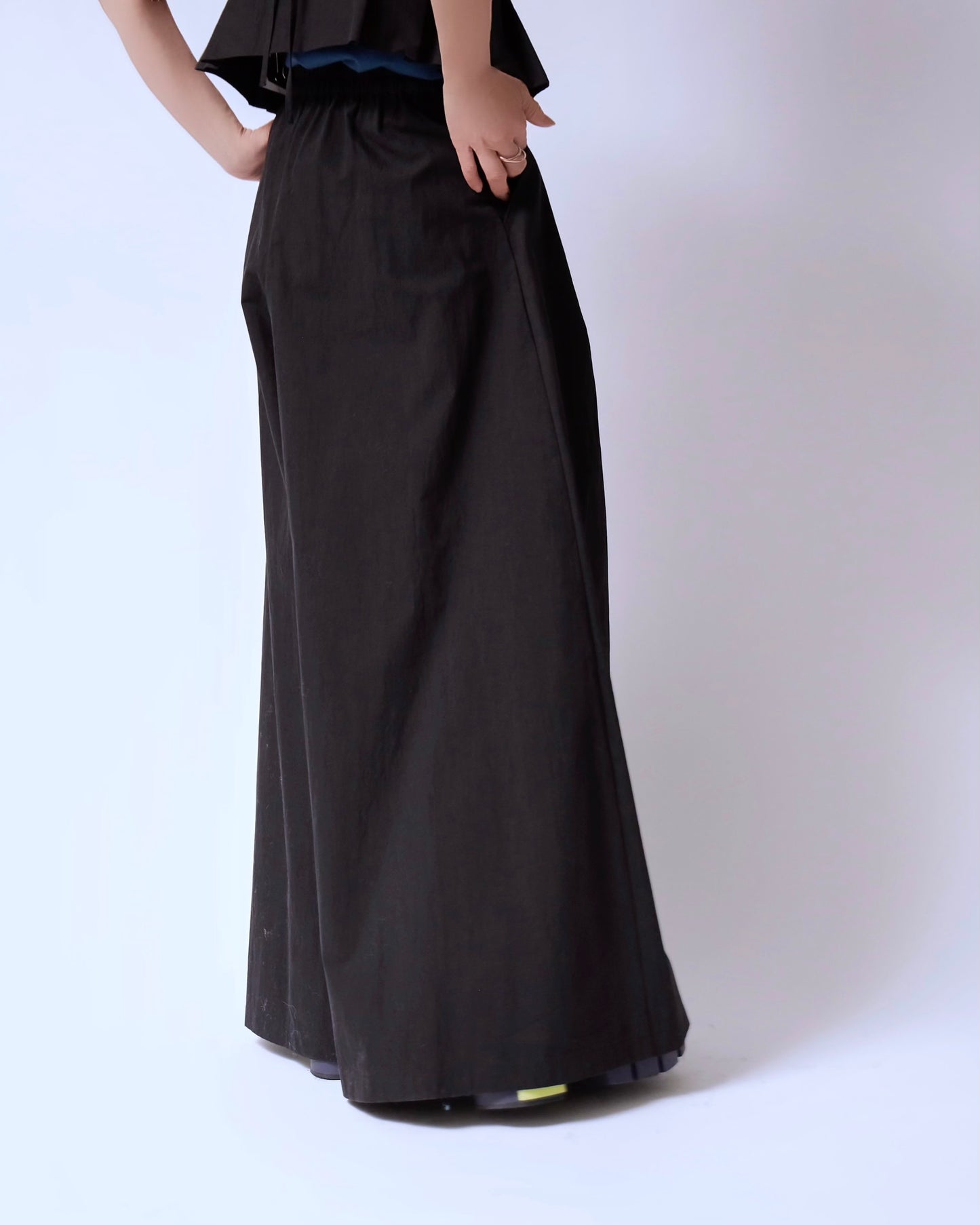 ハイウエストワイドパンツ