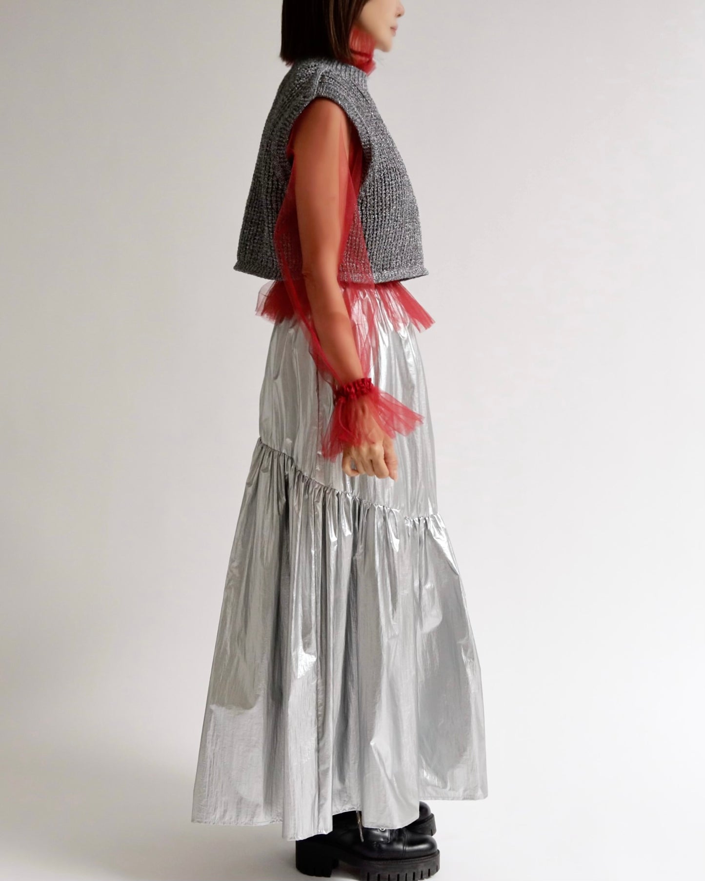 ラメニットショートベスト