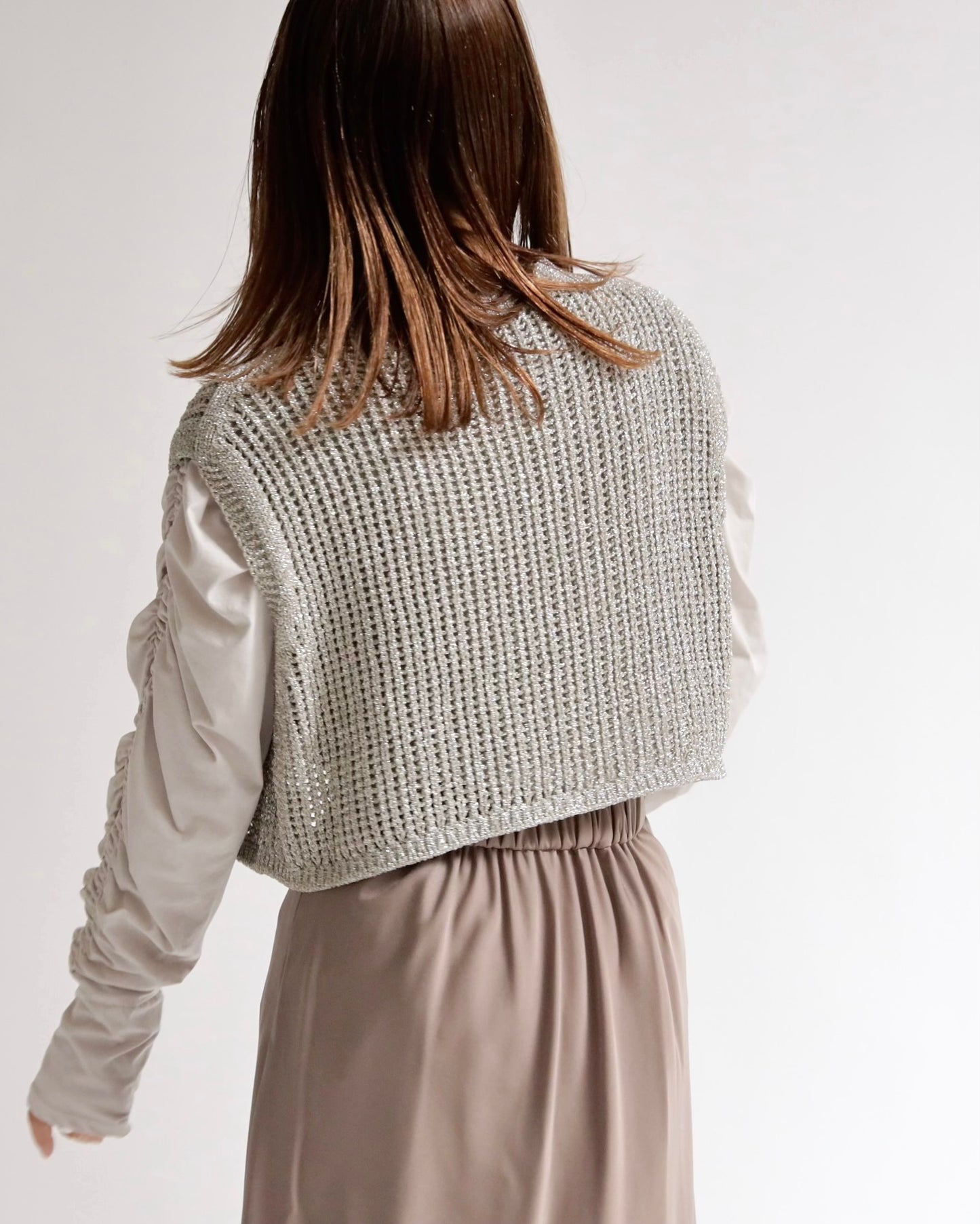 ラメニットショートベスト