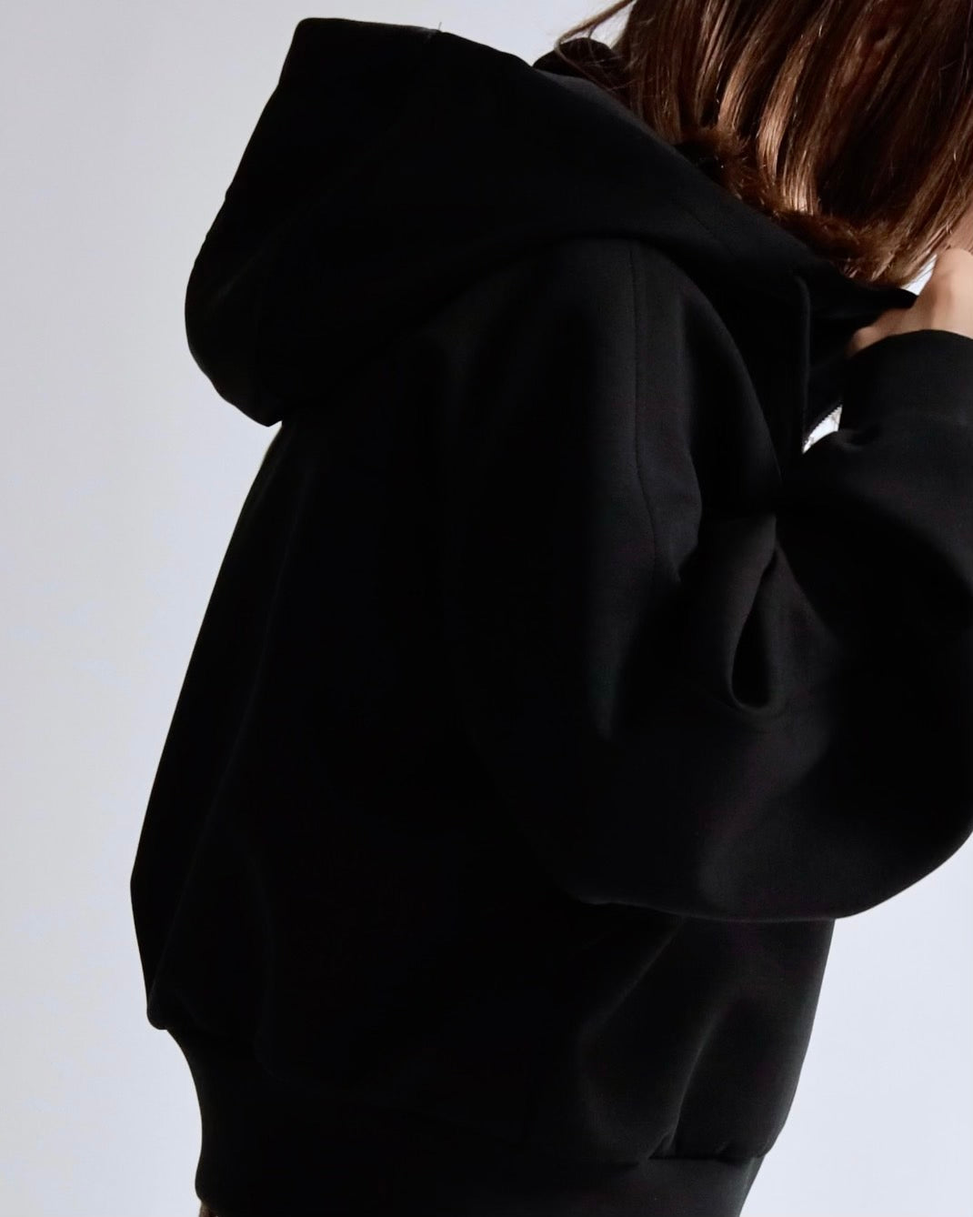 ネオテック ジップフーディー