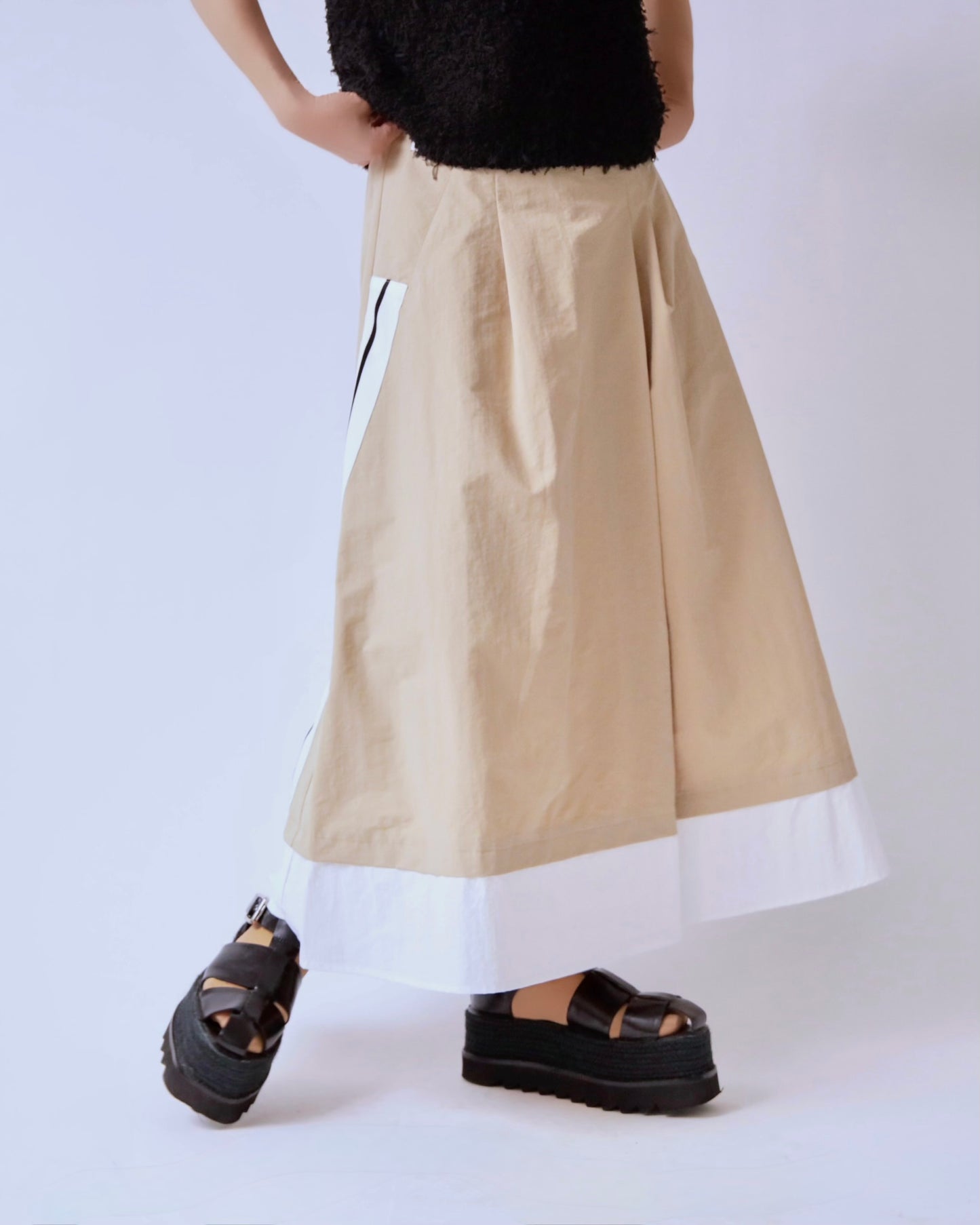 コントラストライン レイヤードスカート