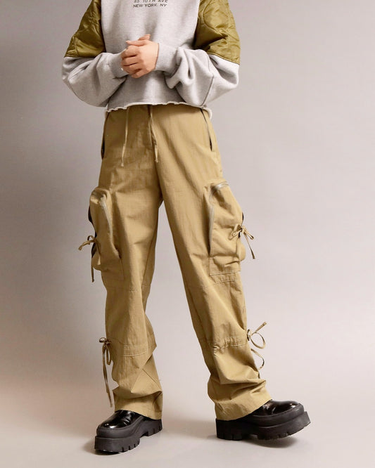 リボン付きカーゴパンツ