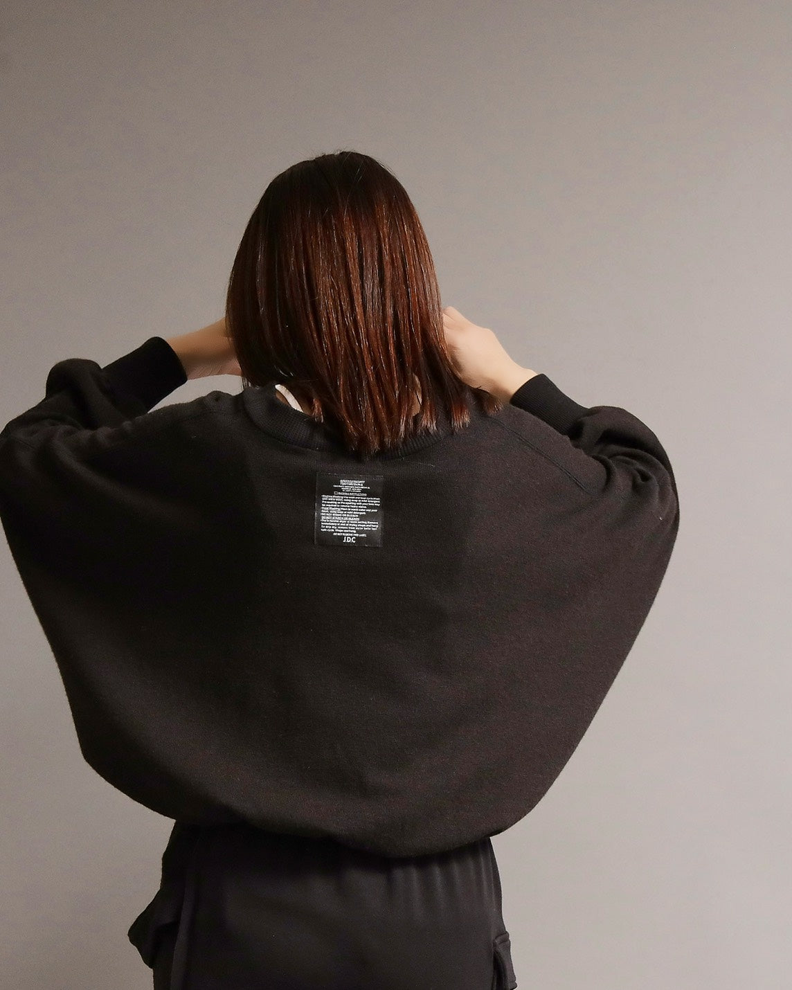 ドルマンスリーブプルオーバー