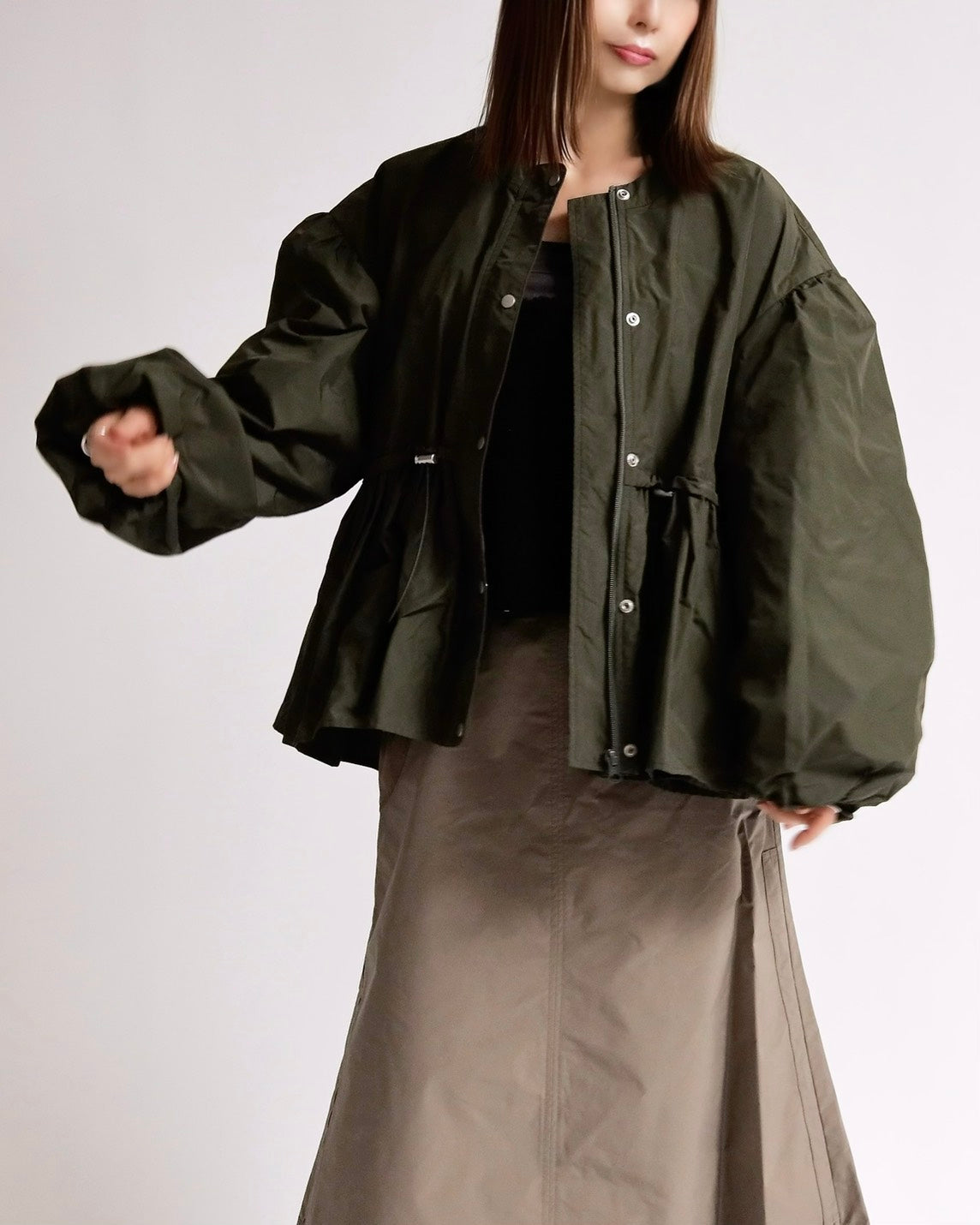 ボリュームスリーブノーカラーブルゾン