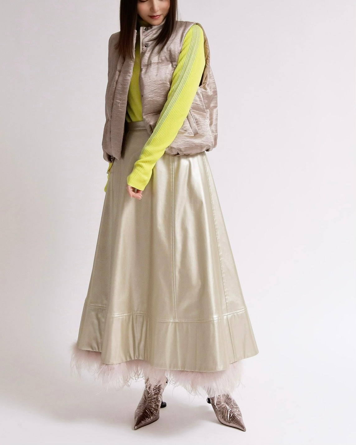 サテンタッチ中綿スタンドベスト