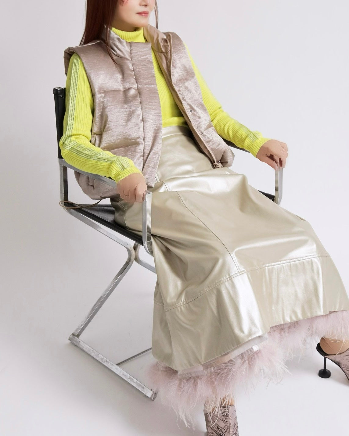 サテンタッチ中綿スタンドベスト