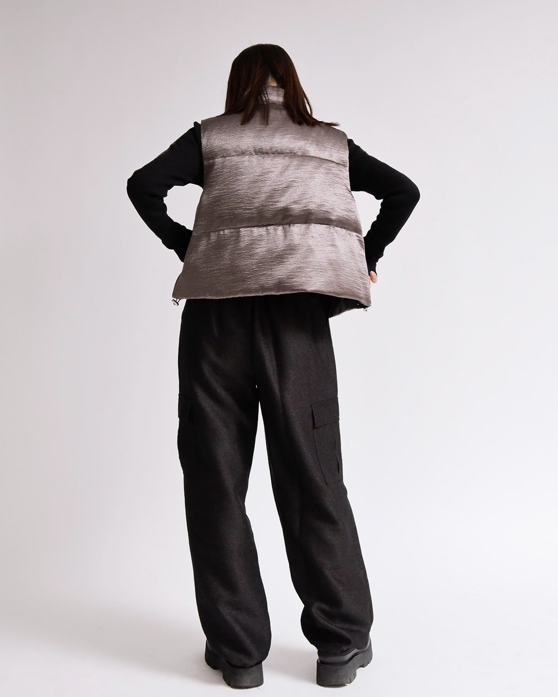 サテンタッチ中綿スタンドベスト