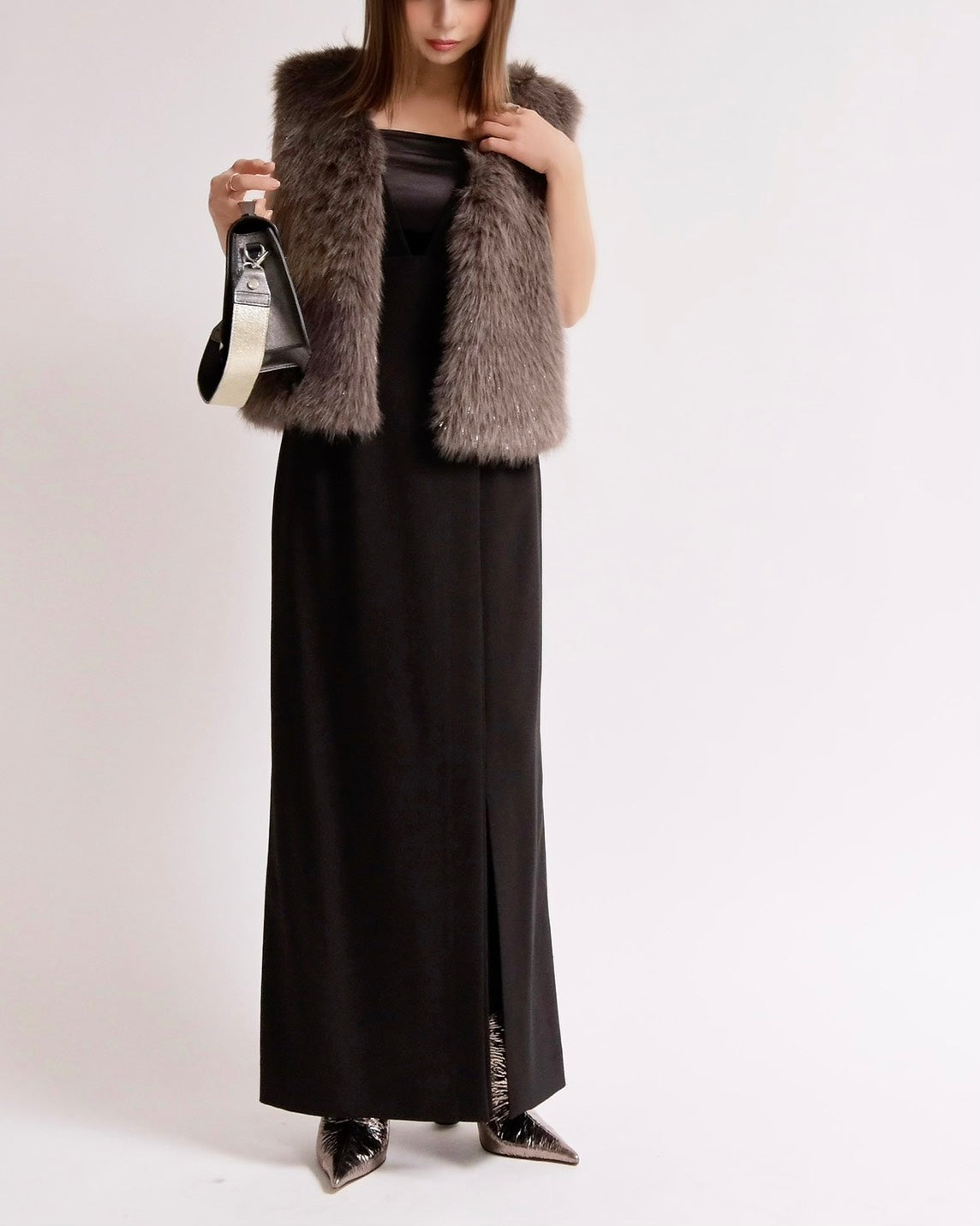 グリッターフェイクファーノーカラーベスト