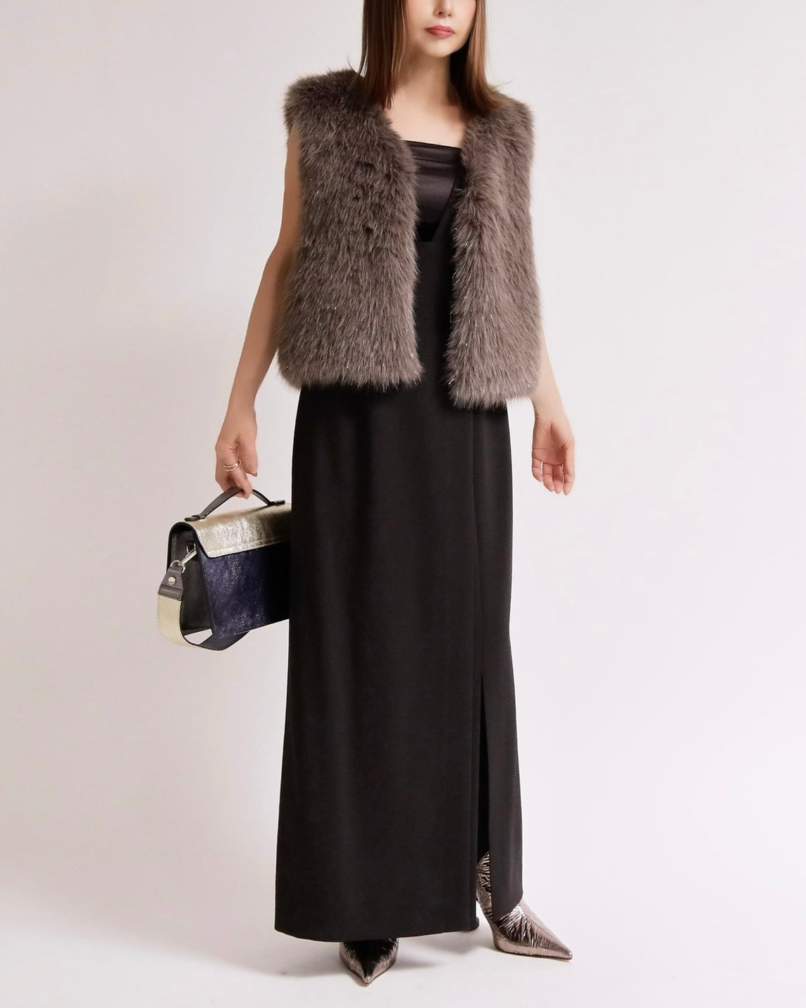 グリッターフェイクファーノーカラーベスト