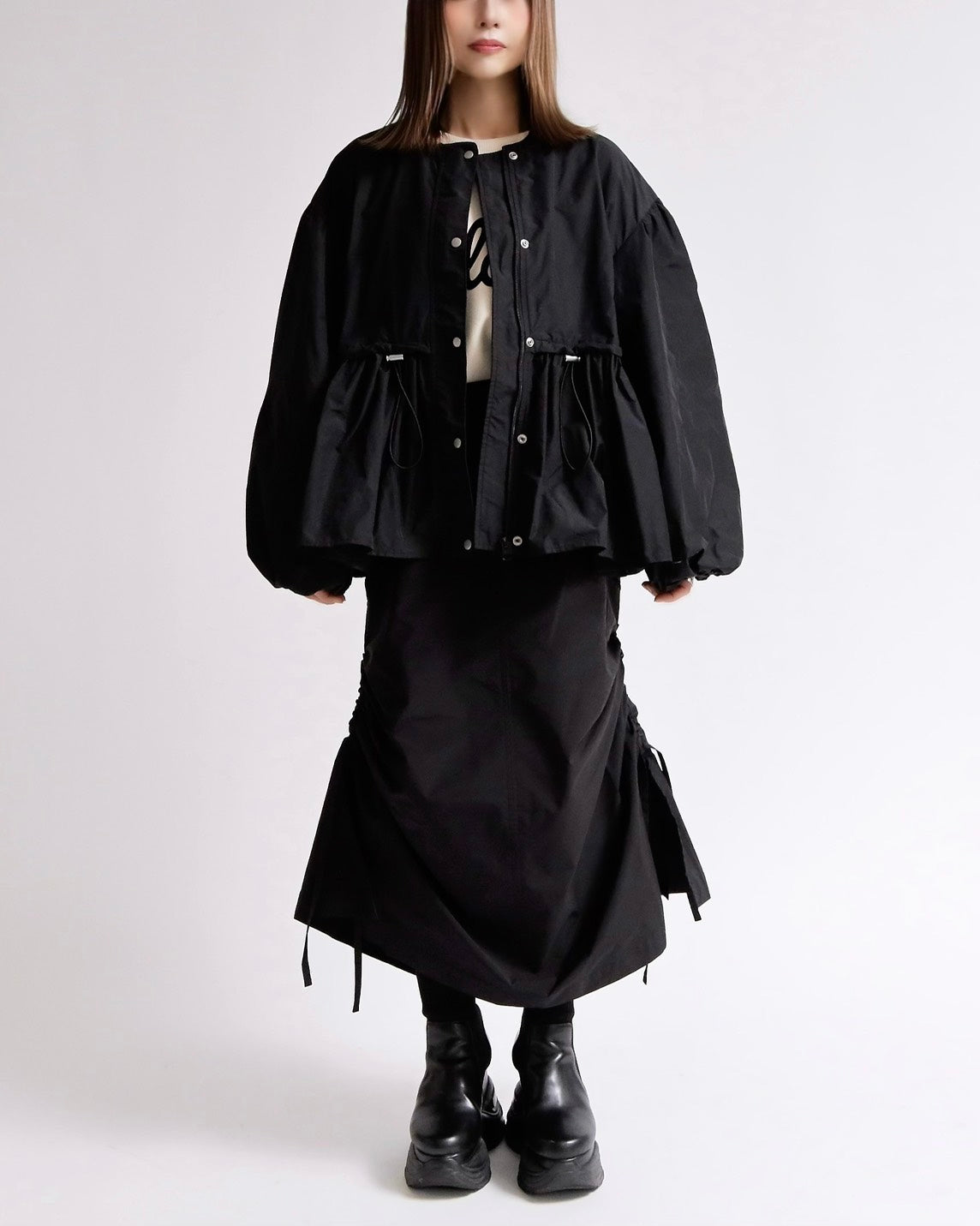 シルエットチェンジサイドコードスカート