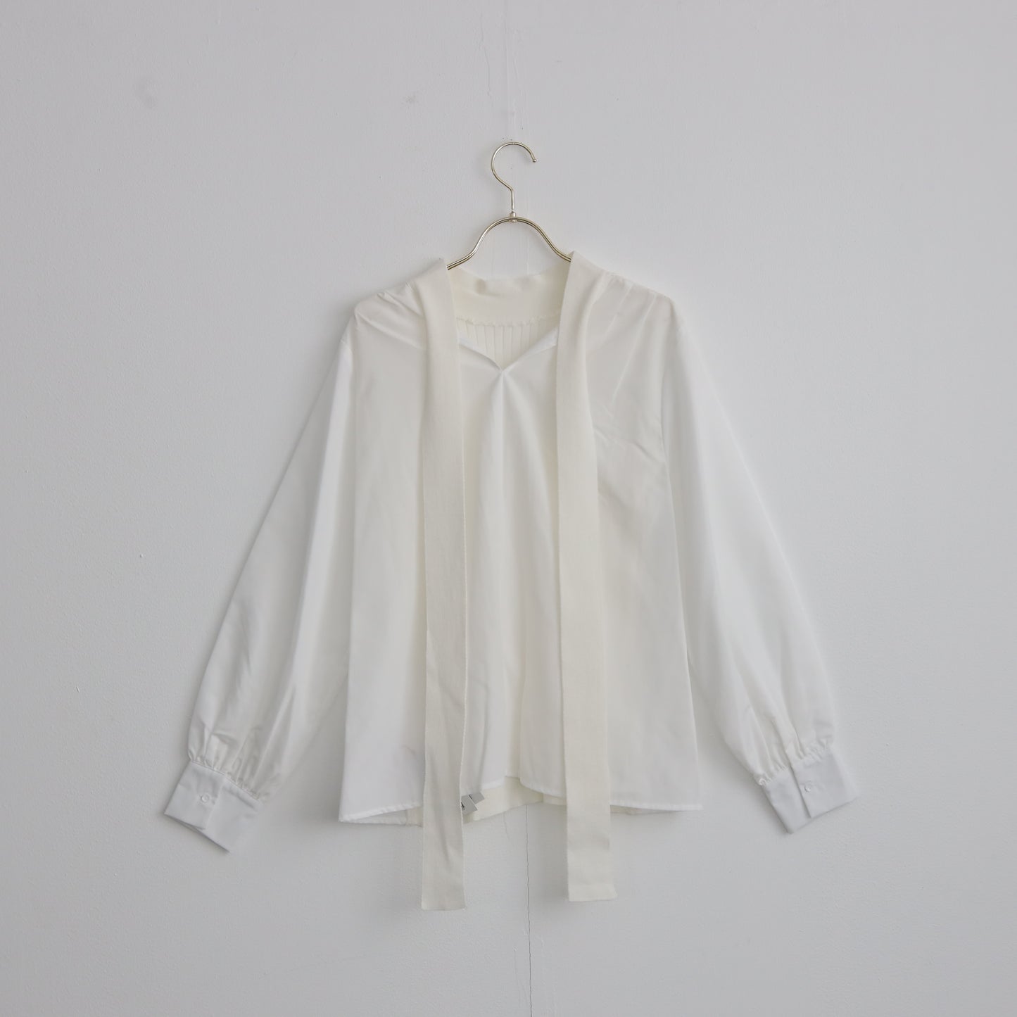 DOLLUPOOPS プルオーバー