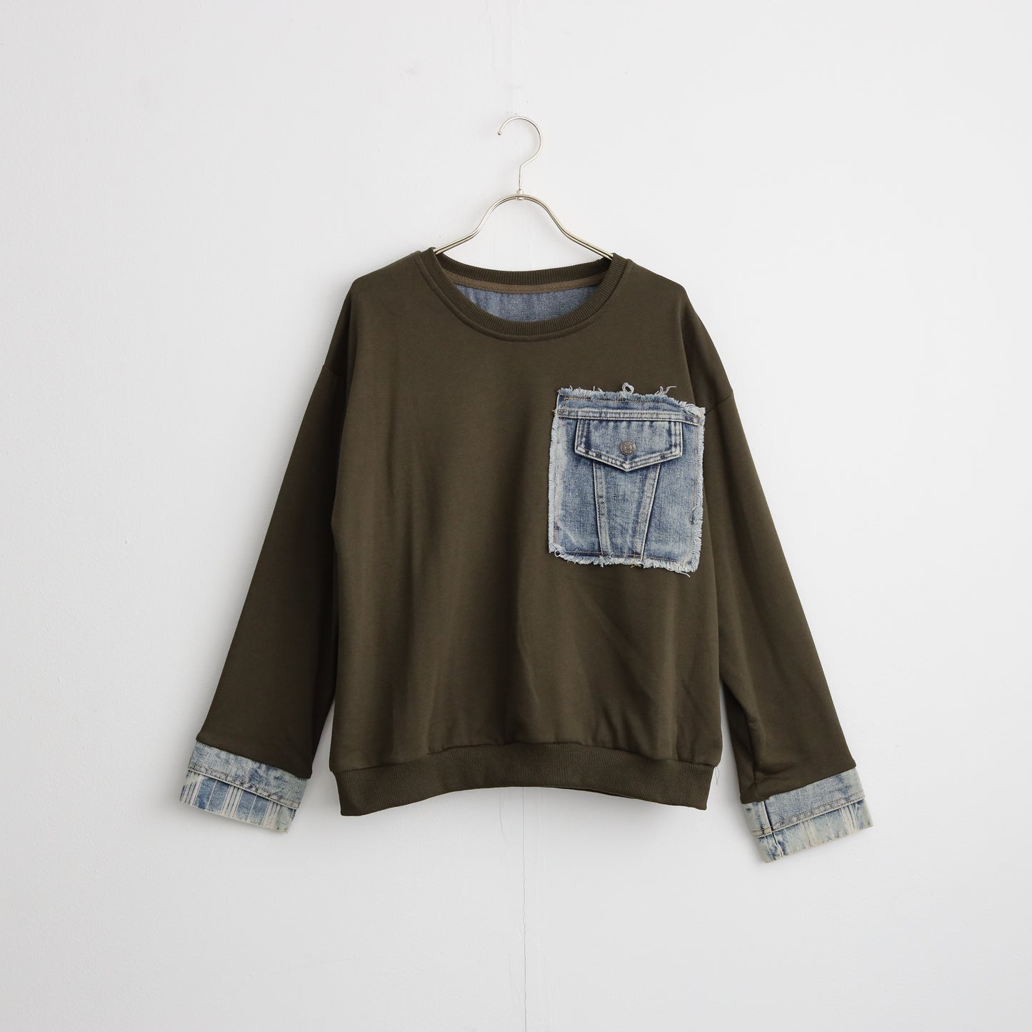 DOLLUPOOPS プルオーバー