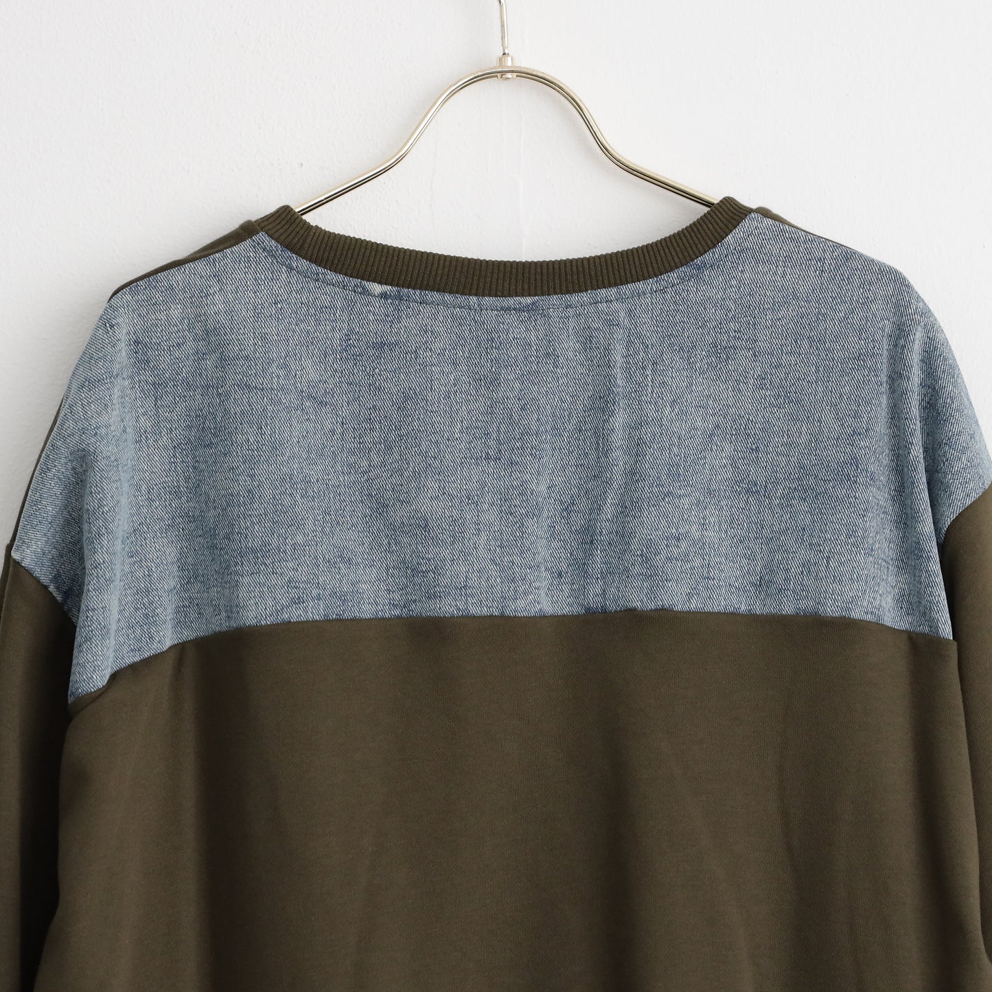 DOLLUPOOPS プルオーバー