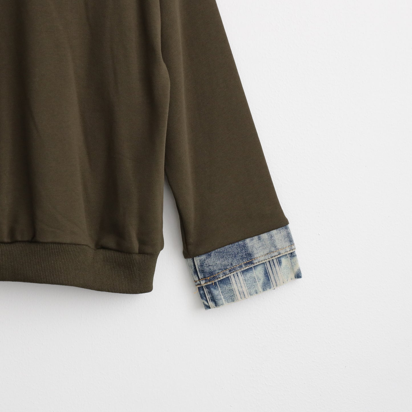 DOLLUPOOPS プルオーバー