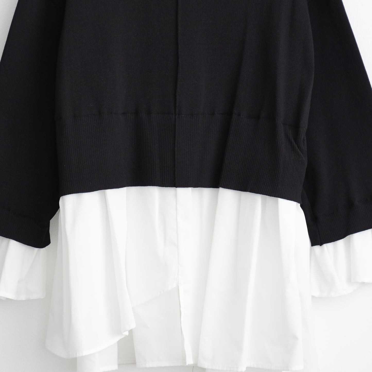 DOLLUPOOPS プルオーバー